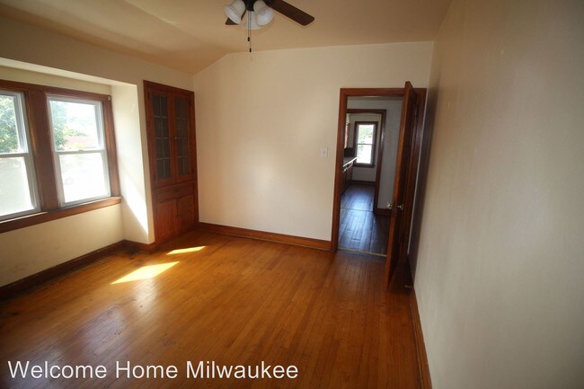 Building Photo - 4703 N 39th St