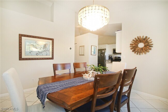 Building Photo - 370 Emerald Bay Cir