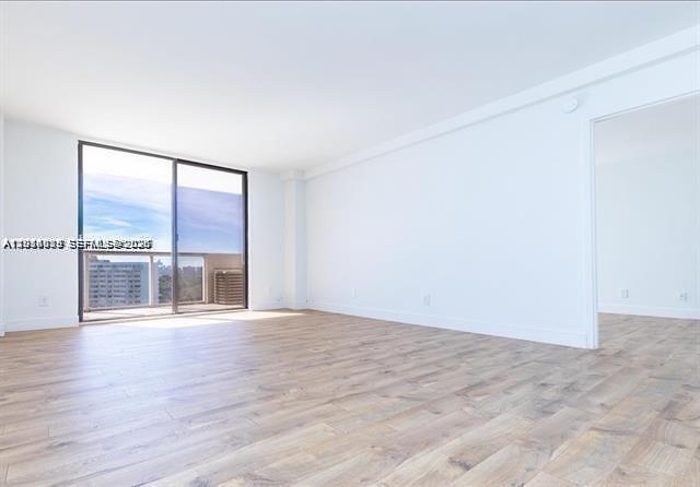 Building Photo - 13499 Biscayne Blvd