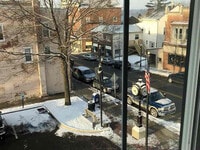 Building Photo - 320 Main St