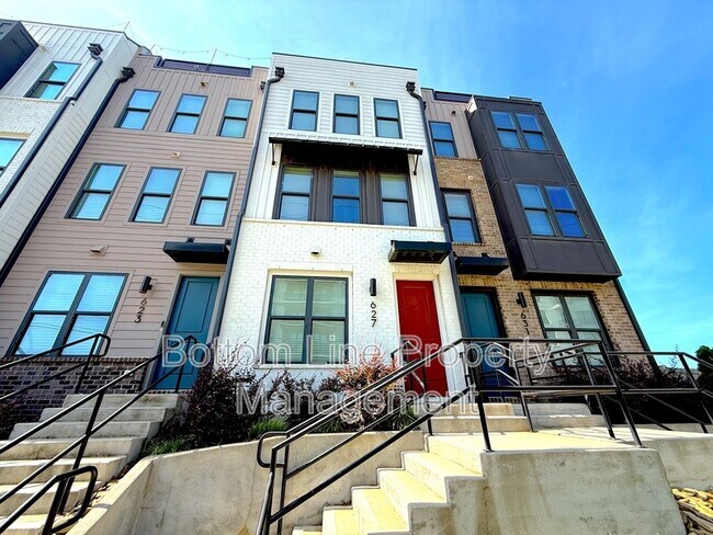 Primary Photo - 627 W Tremont Ave