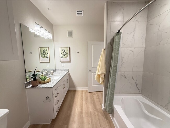 Building Photo - 3409 Brinkman St