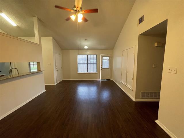 Building Photo - 1754 Carrington Dr