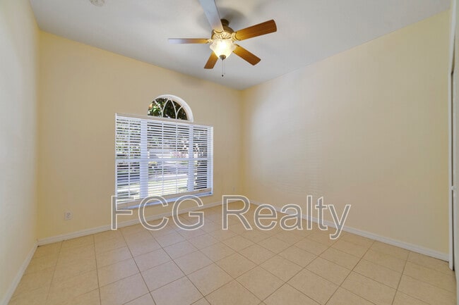 Building Photo - 5031 Blue Major Dr