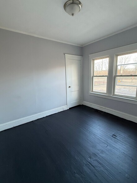 Building Photo - 1417 E 175th St