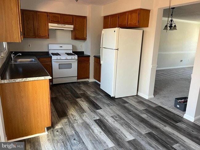 Building Photo - 10503 Greta Lynn Ct