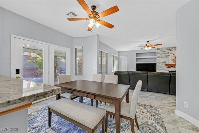 Building Photo - 871 Brunellos Ave