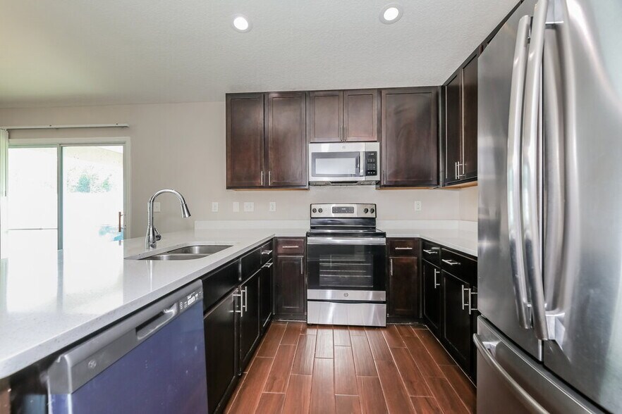 Building Photo - 1329 Biscayne Grove Ln