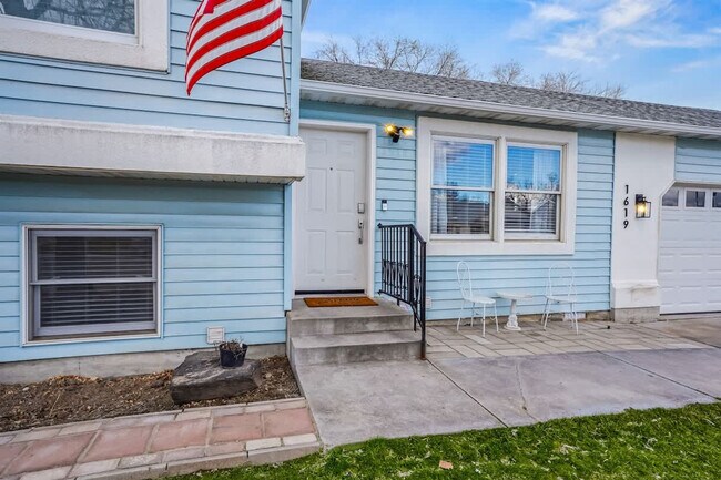 Building Photo - 1619 Ruby Ct