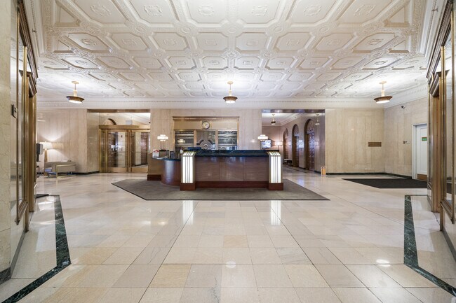 Building Photo - 310 S Michigan Ave