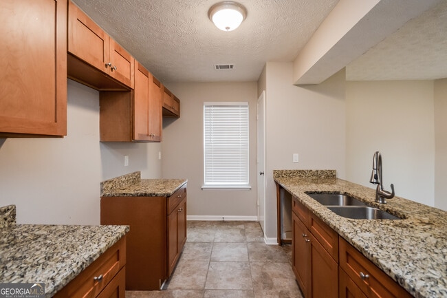 Building Photo - 5456 Panola Downs Rd