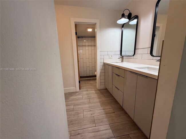 Building Photo - 21133 SW 85th Ave