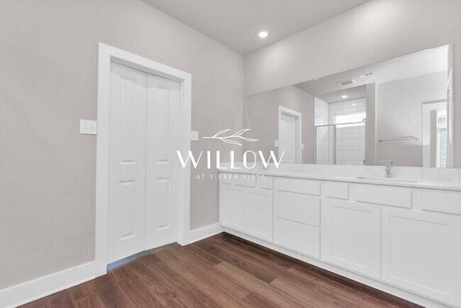 Building Photo - Incredible 3-Bedroom Home in a GREAT Commu...