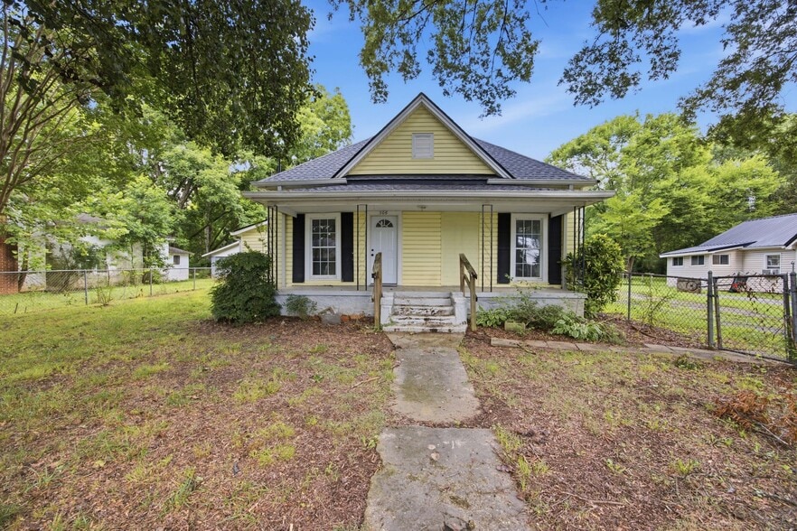 Building Photo - 506 Daugherty St