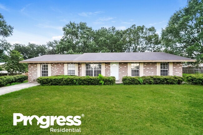 Building Photo - 3412 Groveview Dr