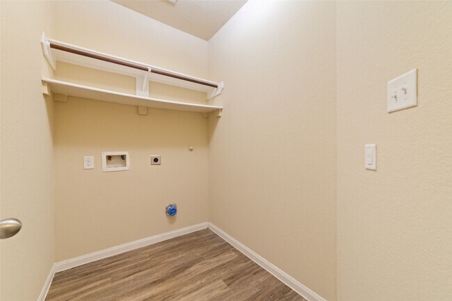 Building Photo - 24714 Scarlatti Cantata Dr