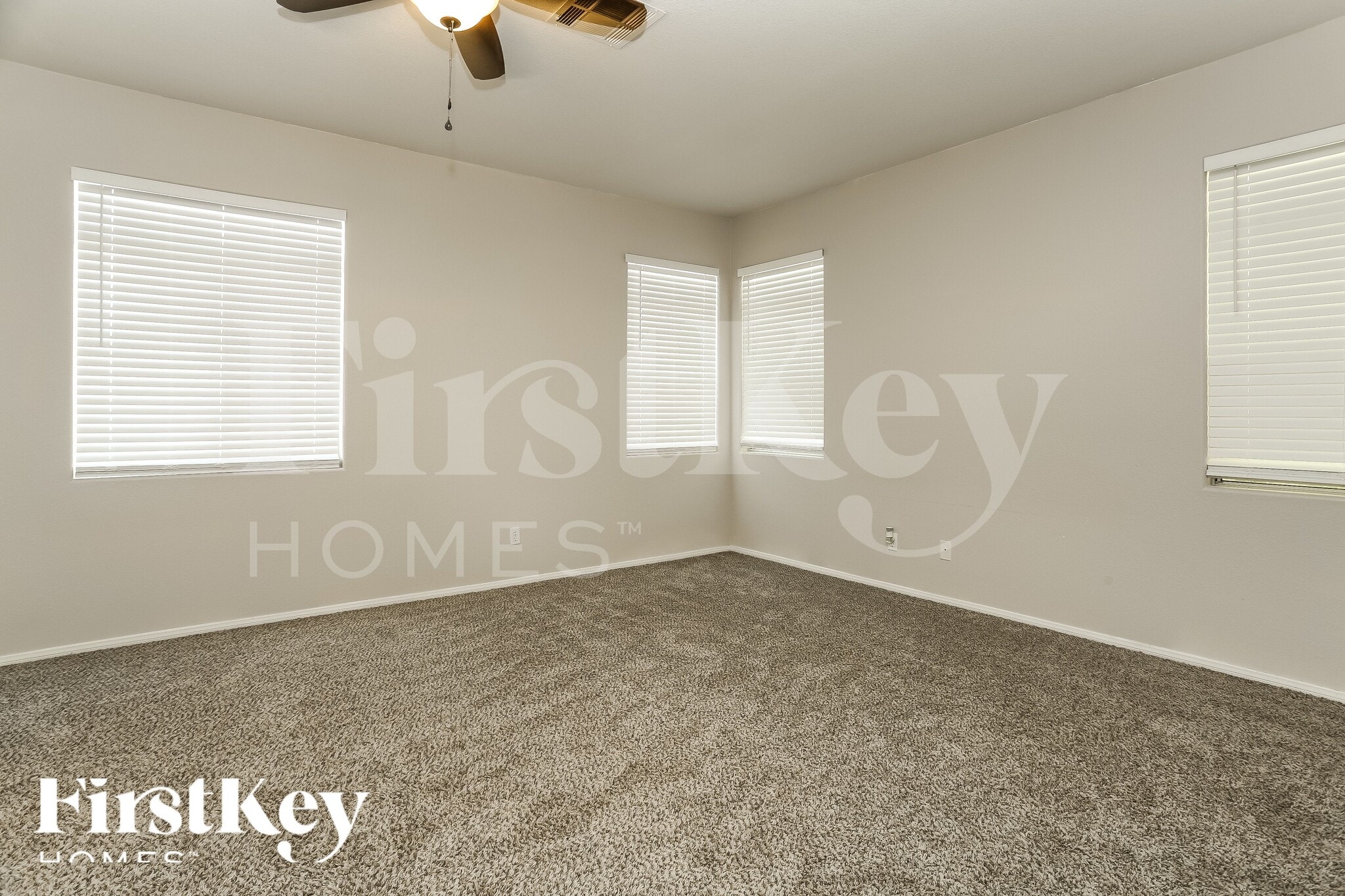 Building Photo - 4405 Vogue St