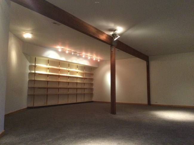 Building Photo - Custom chalet located in an exclusive neighborhood at the base of Teton Pass