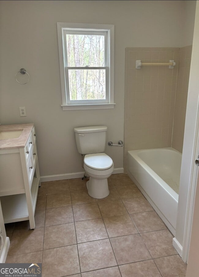 Building Photo - 1070 Meadowsong Cir