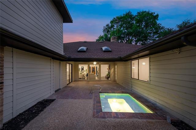 Building Photo - 9522 Hilldale Dr