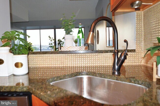 Building Photo - 1245 13th St NW