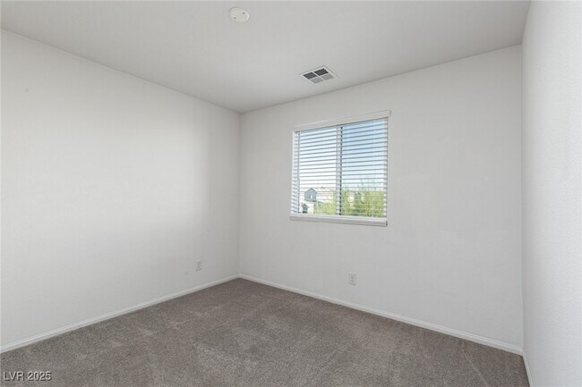 Building Photo - 5319 Wally St