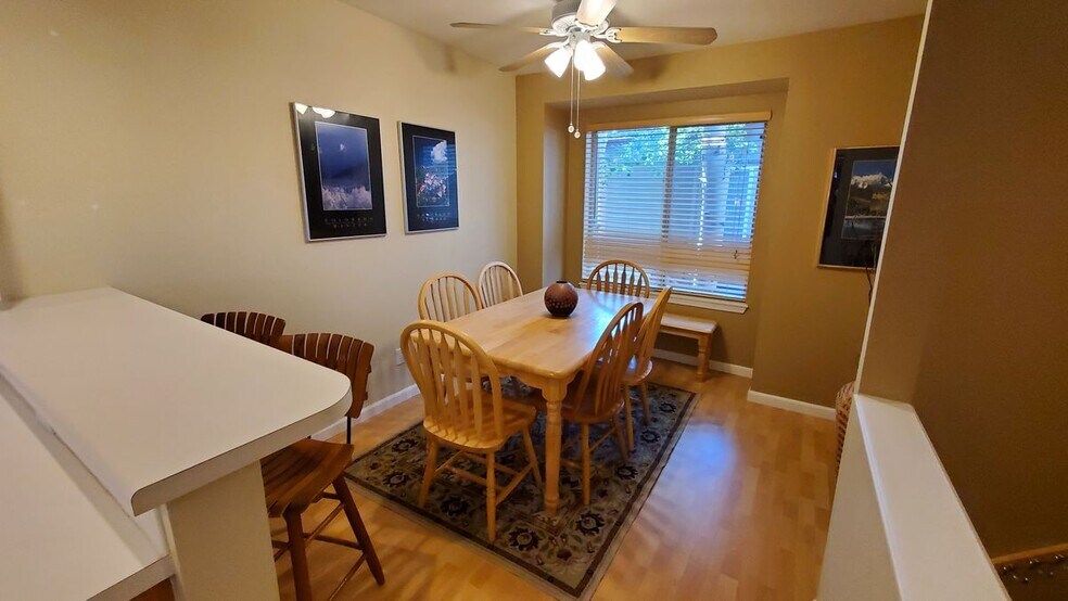 Building Photo - 30 Spyglass Ln
