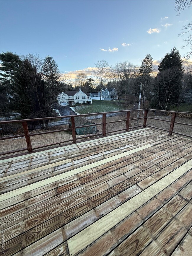 Building Photo - 55 Hillside Ave