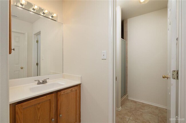 Building Photo - 3404 San Armando St
