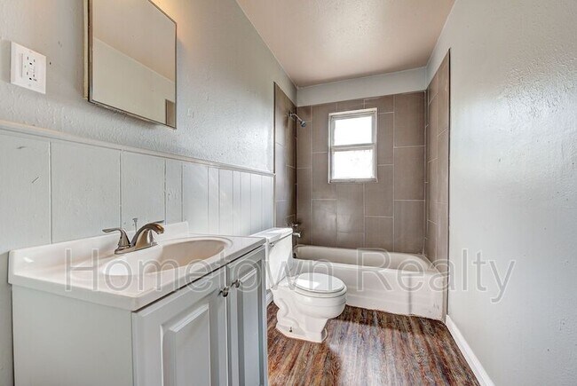 Building Photo - 1308 Mcdonald Dr