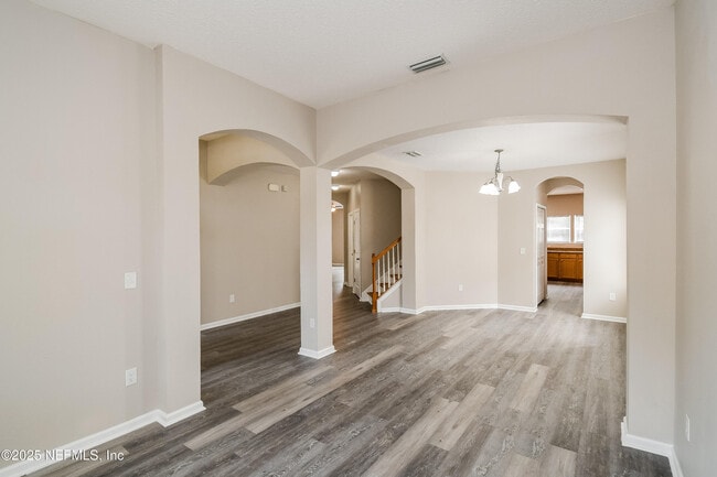 Building Photo - 9370 Jayhawk Ln