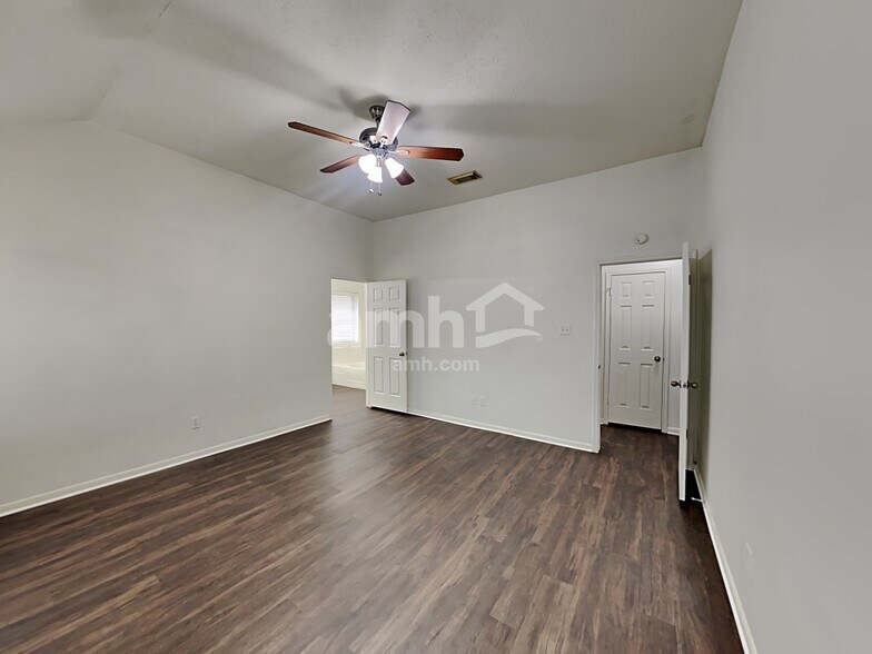 Building Photo - 16306 Jast Dr