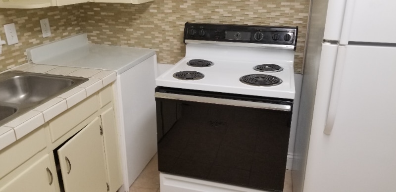 Building Photo - 301 Culbreth Ave