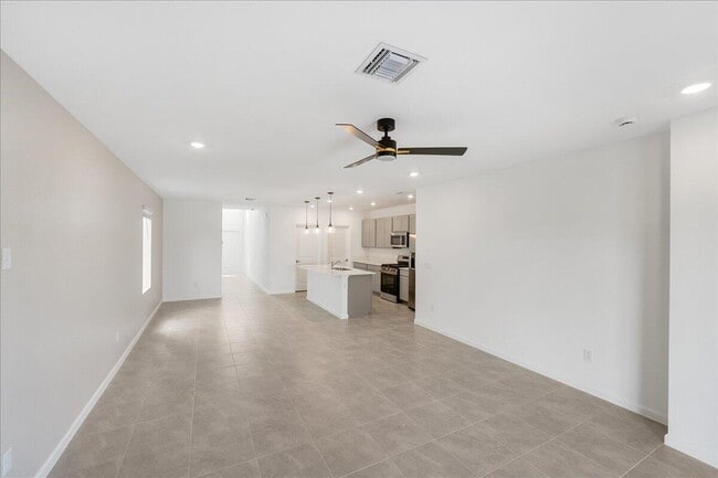 Building Photo - 11177 NW Fernbrook Dr