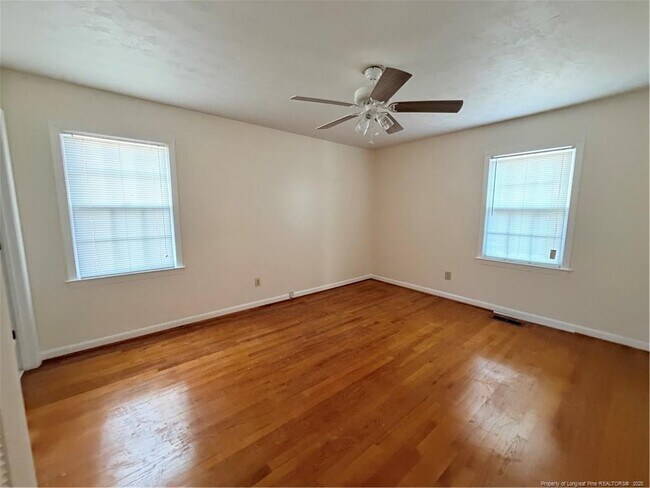 Building Photo - 601 Helen St