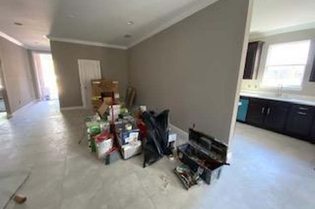 Building Photo - 60 Brenda Ln