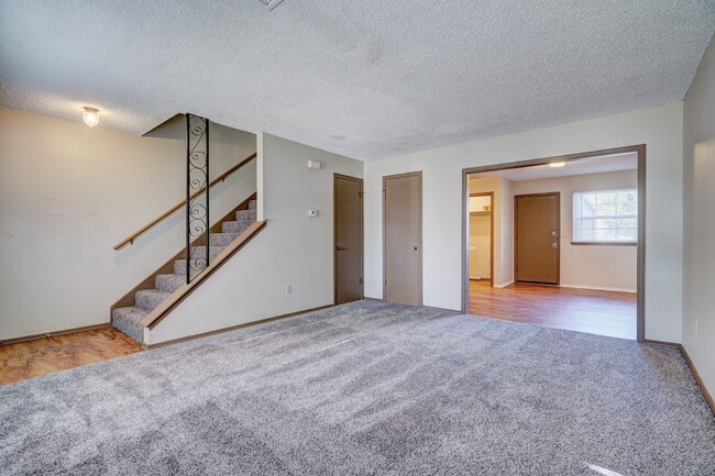 Building Photo - Discover Your New Home: 2-Bedroom Duplex A...