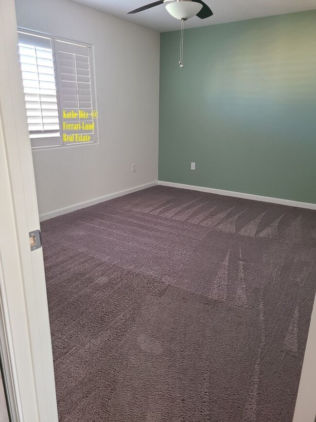 Building Photo - Back on market!! CUTE newer Lemmon Valley ...