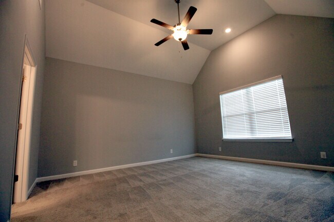 Building Photo - 3718 Black Powder Ln