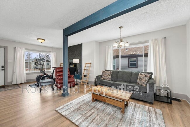 Building Photo - 3012 O Neil Ave