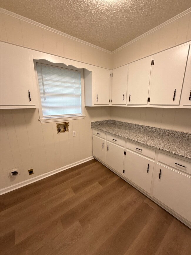 Building Photo - 35 Wiley Dr