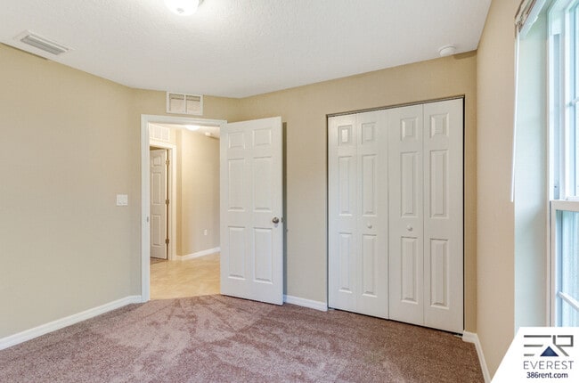 Building Photo - 4 Sea Beacon Pl