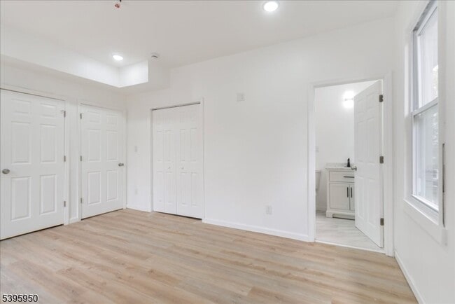 Building Photo - 813 S 12th St