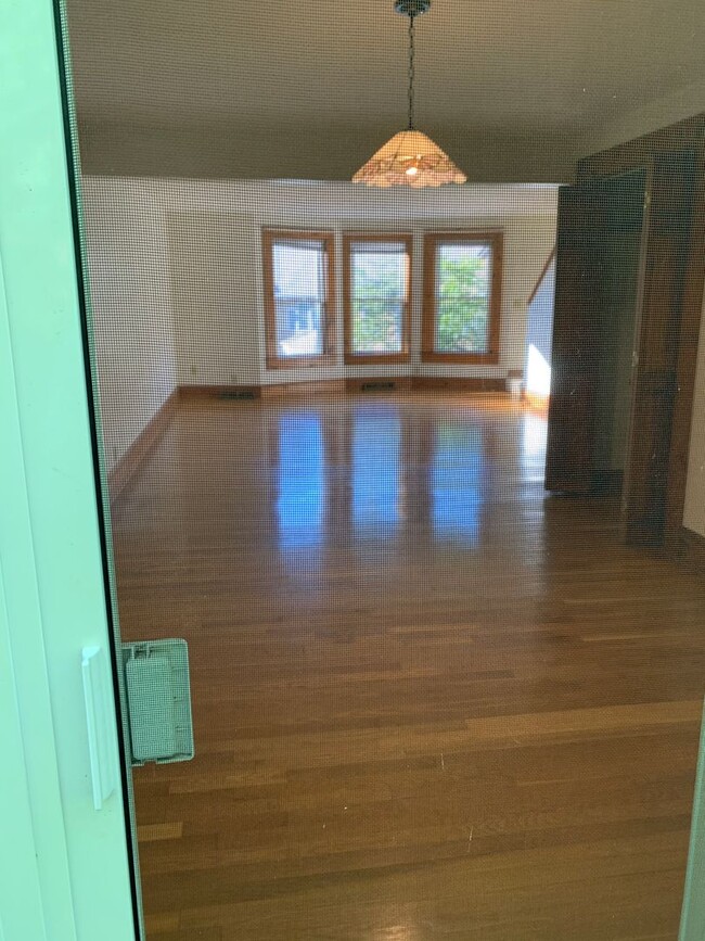 Building Photo - The Bigelow Brook Condo