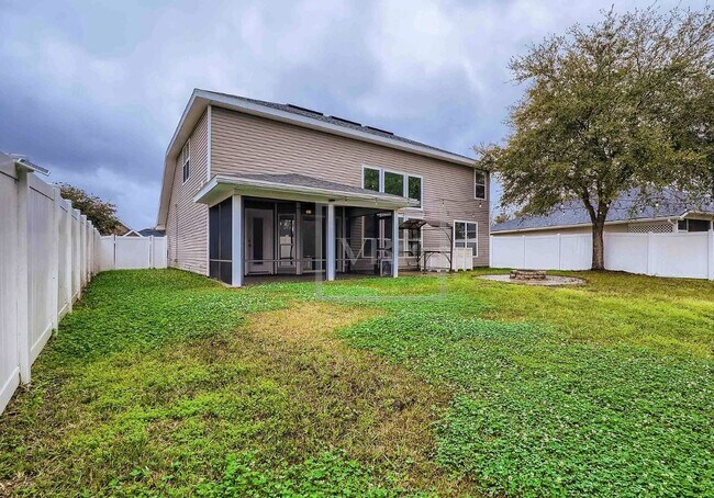 Building Photo - 11797 Huckleberry Trail East