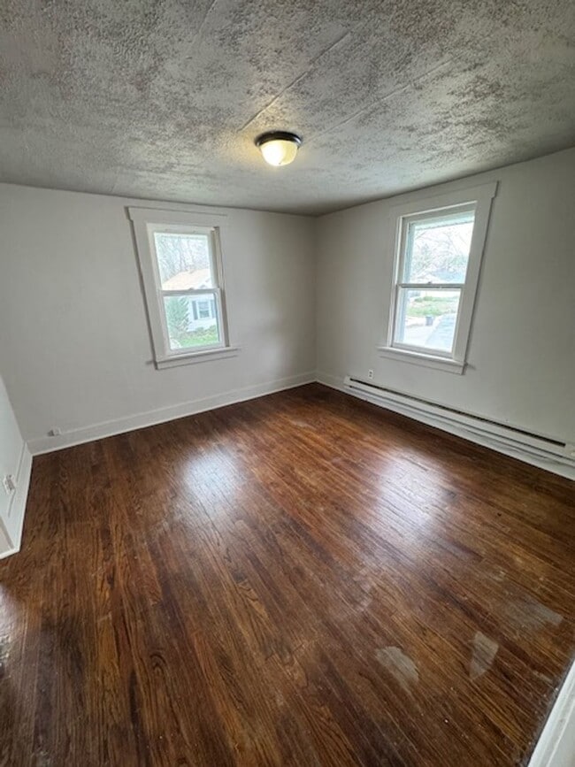 Building Photo - 1516 Bayer Ave