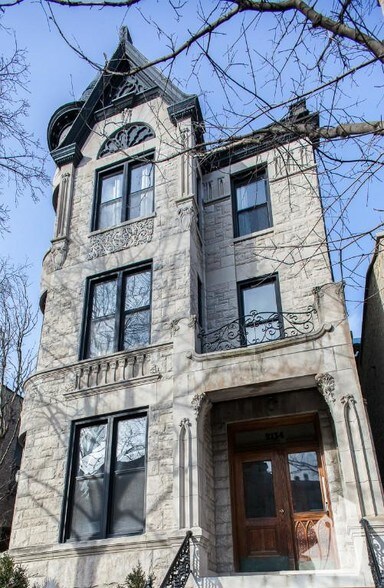 Building Photo - 2134 W Concord Pl