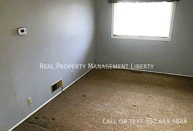 Building Photo - 10425 Decatur Cir