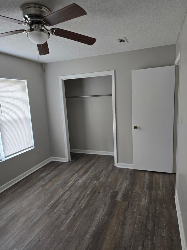 Building Photo - 2339 Walden Dr