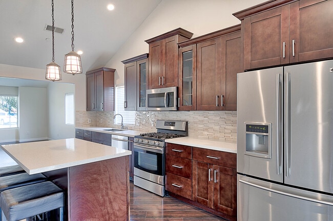 Building Photo - Beautiful 3 Bedroom Sylmar Home